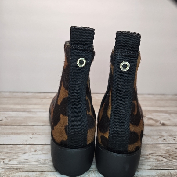 LOUISE ET CIE Chelsea Ankle Boot Sz7.5 Boot Leather Leopard Print Calf Hair - Picture 4 of 11